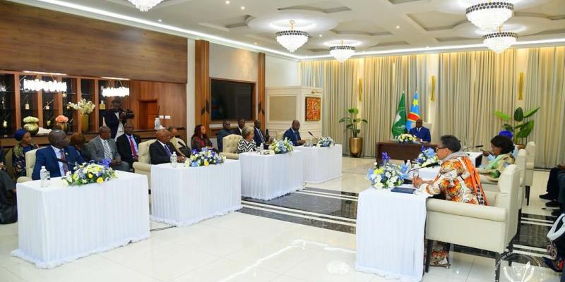 Félix Tshisekedi et les co-facilitateurs de l’UA