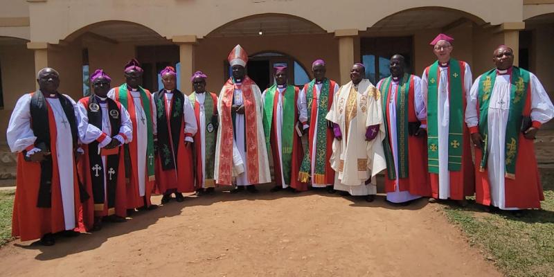 Les évêques anglicans en colloque à Aru 