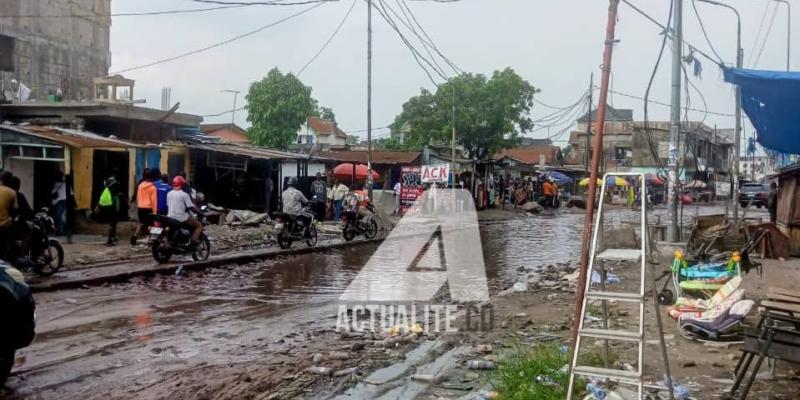Kinshasa/Kalamu. L'avenue Kimwenza en état de délabrement avancé