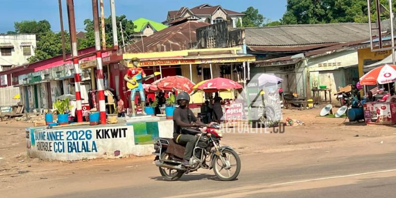 Une artère de la ville de Kikwit