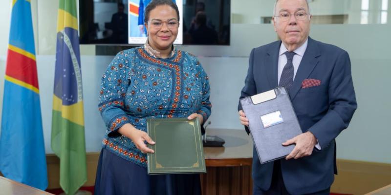 Thérèse Kayikwamba et Mauro Vieira 