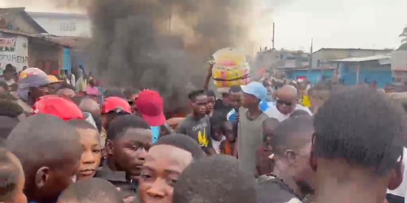 Capture d'écran. Vive tension sur la route Elengesa 