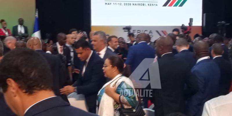 Entrée de Félix Tshisekedi dans la salle 