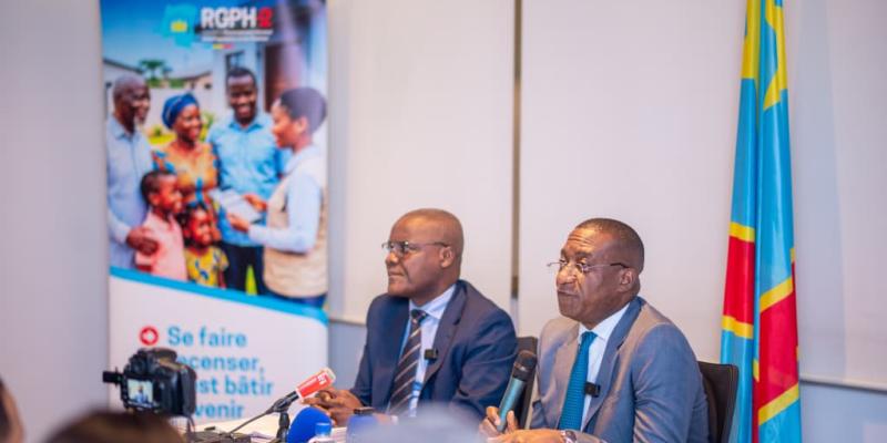Alain AKPADJI, Représentant de l'UNFPA en République Démocratique du Congo (RDC) et  Guylain Nyembo Mbwizya, Ministre d'État, Ministre du Plan et de la Coordination de l’Aide au Développement