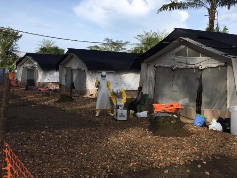 Centre de traitement Ebola à Mangina