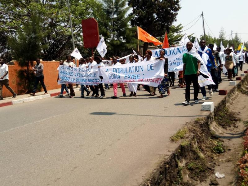 Marche des membres d'Ensemble à Goma