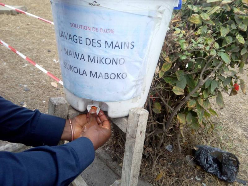 Un point de lavage des mains à l’entrée du Centre de traitement de choléra (CTE) à l’hôpital général de Goma (Photo Patrick Maki/ACTUALITE.CD)