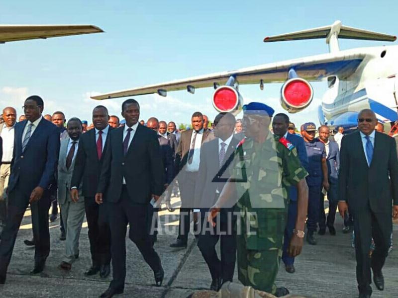 La délégation gouvernementale à l'aéroport de Ndjili (Ph. ACTUALITE.CD)