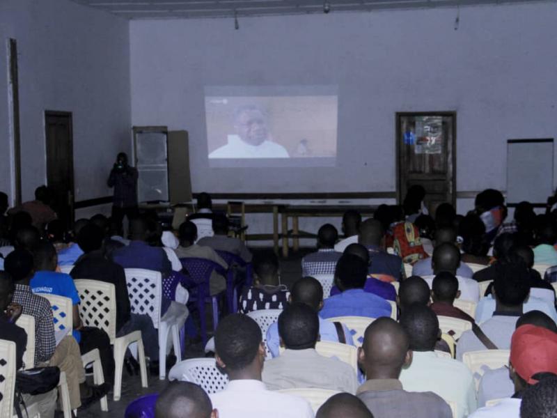 Les jeunes de Goma célèbrent le Prix Nobel de la Paix Mukwege à Goma