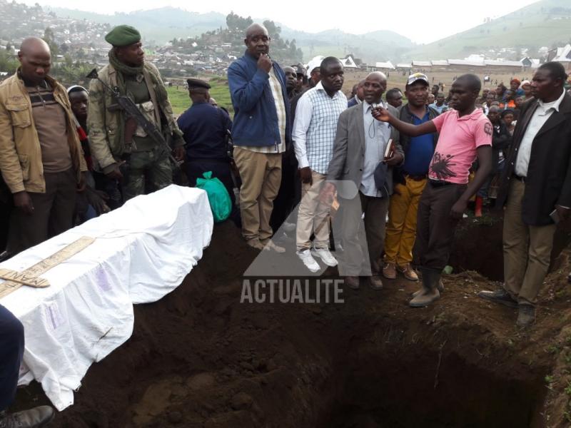Inhumation après l'attaque (Photo ACTUALITE.CD)