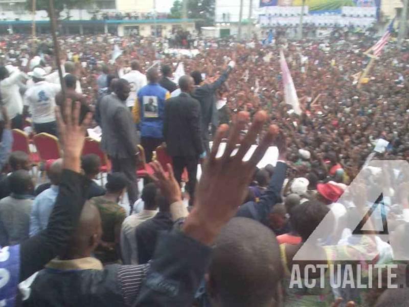 Une foule immense au meeting de Martin Fayulu à la place de la poste à Kisangani