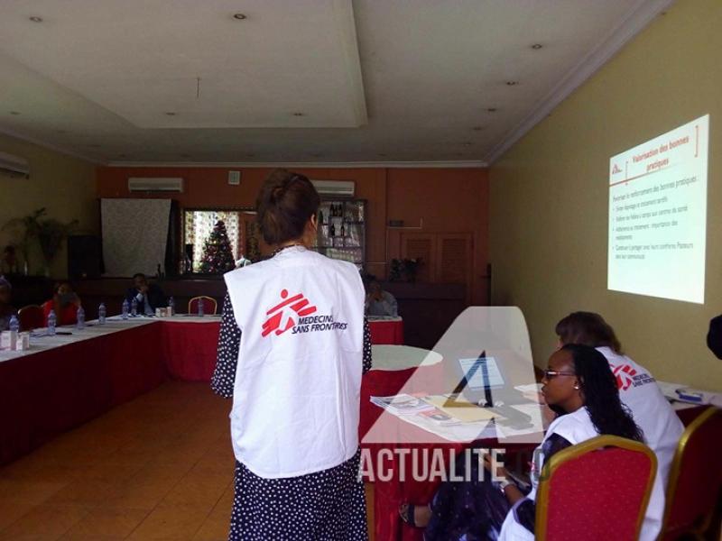 Atelier de MSF avec les leaders religieux et leaders d'opinion sur le Sida à Kinshasa