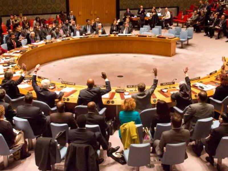 Les membres du Conseil de sécurité de l'ONU lors d'un vote / Droits tiers 