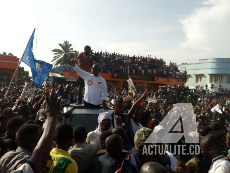 Martin Fayulu en meeting à Bunia.