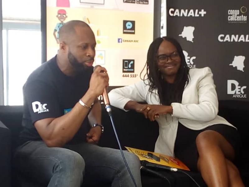 Mireille Kabamba directrice générale de Canal + RDC et Bakari Fofana responsable Expérience client Afrique du groupe en conférence de presse le 3 mai 2019 à Kinshasa/Ph Berith Yakitenge