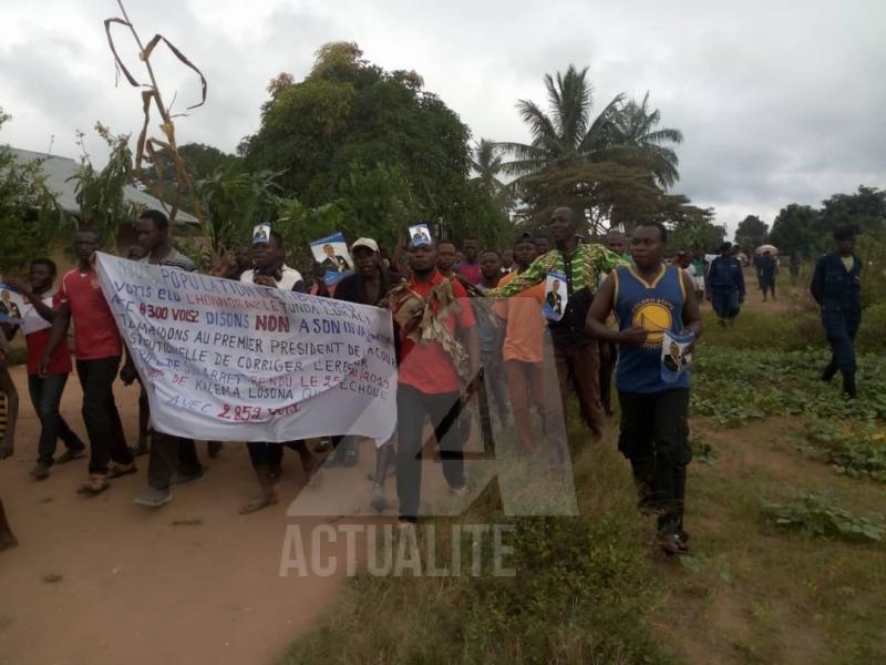 La population du Maniema en pleine manifestation contre l'invalidation de Prosper Tunda