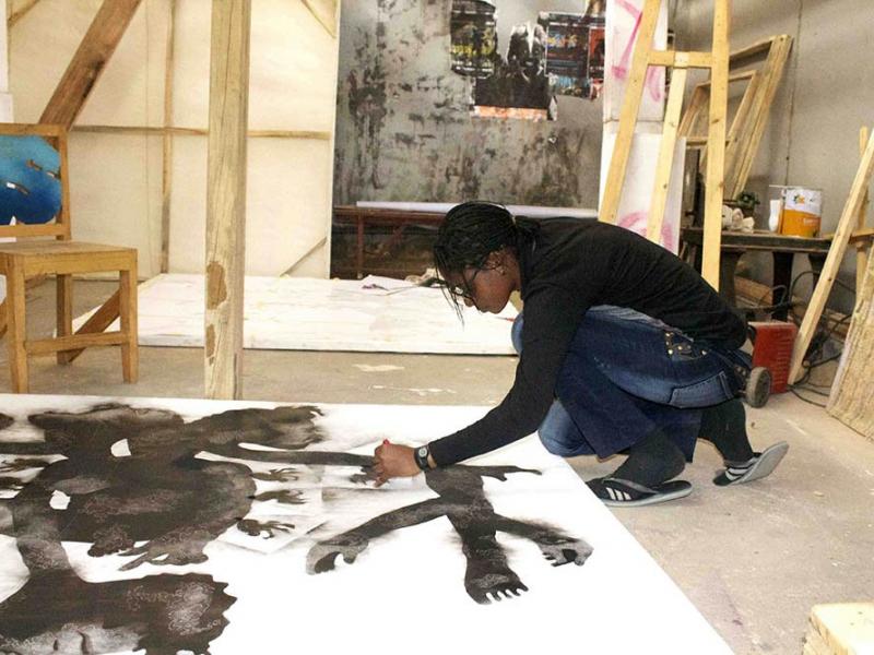 RDC : l’artiste Géraldine Tobe propose l’art thérapie pour les patients du CNPP