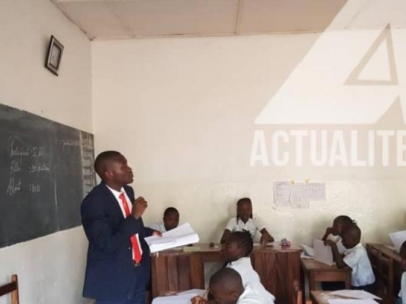Le déroulement d'une leçon dans une classe à Kinshasa. Photo ACTUALITE.CD.