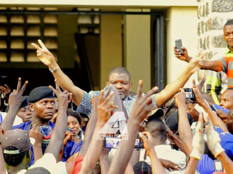 Martin Kabuya et ses partisants à Kananga