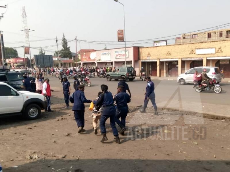 La police dispersant les manifestants de l'UNC à Goma/Ph. ACTUALITE.CD