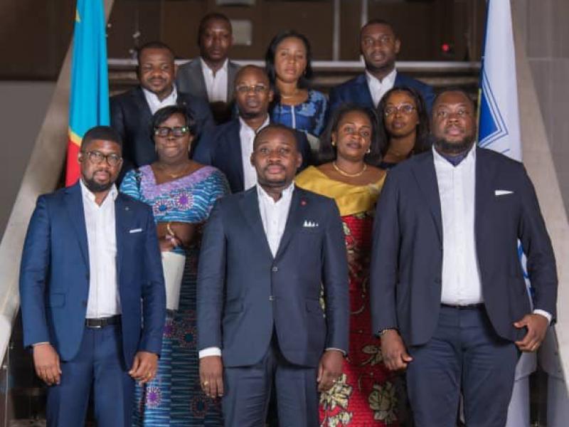 Photo de famille du Club des Parlementaires Congolais pour le Développement (CPCD)
