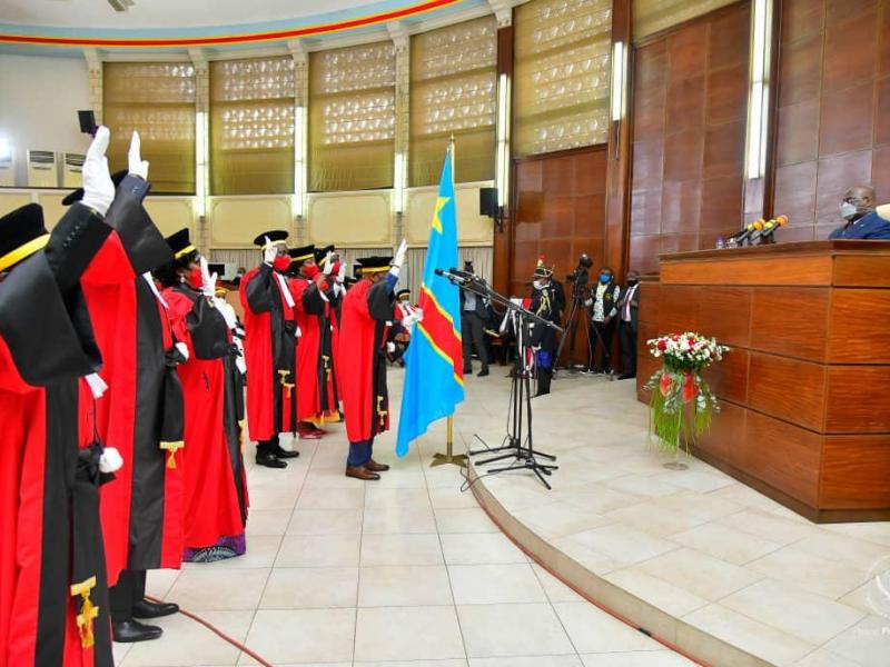 Les magistrats lors de la prestation de serment devant le Président de la République. Ph/droits tiers