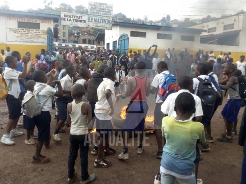 Illustration. La manifestation des élèves à Bukavu dans le Sud-Kivu pour exiger la reprise des cours/Ph. ACTUALITE.CD