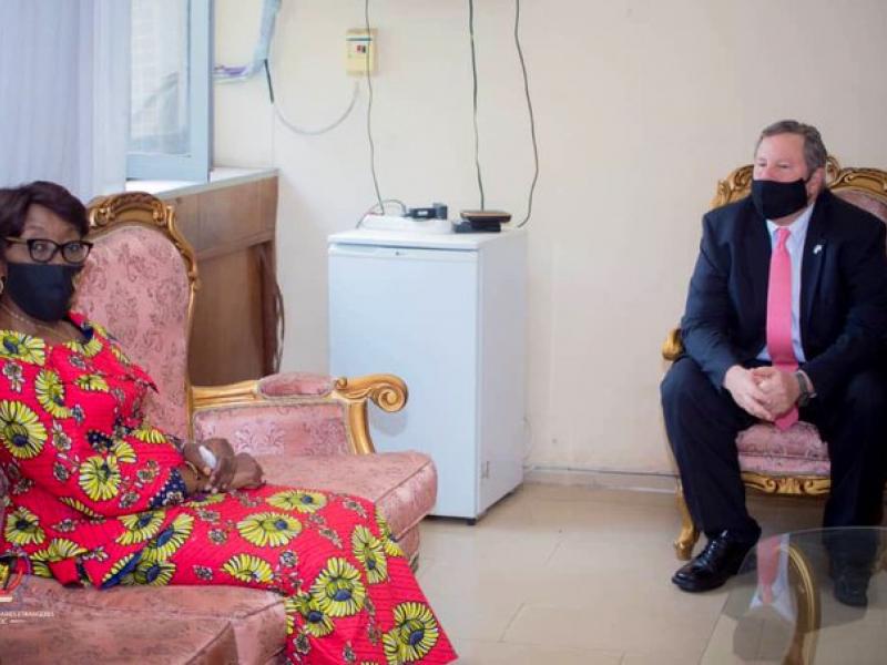 La ministre d'Etat des affaires étrangères Marie Tumba et Mike Hammer, ambassadeur des USA en RDC /Ph droits tiers