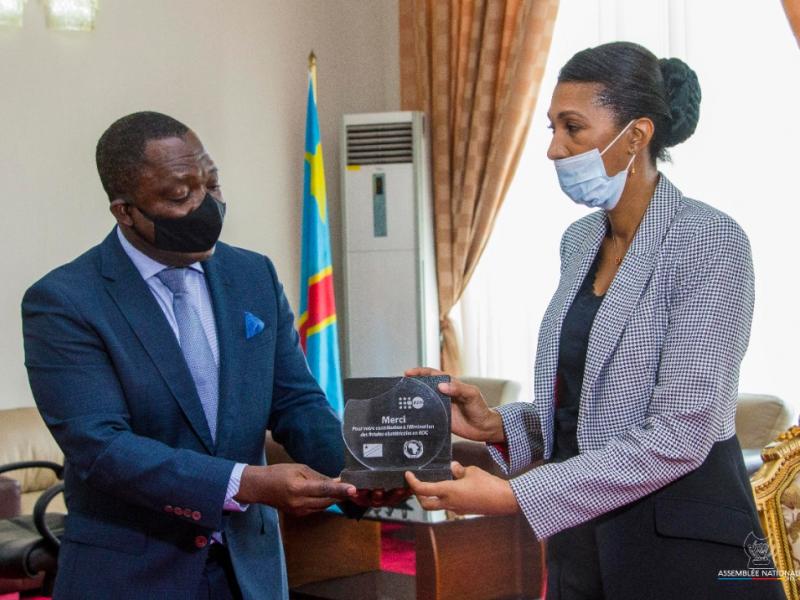 Viols en RDC : Jeanine MABUNDA a reçu un prix de l'UNFPA pour son engagement en faveur des femmes