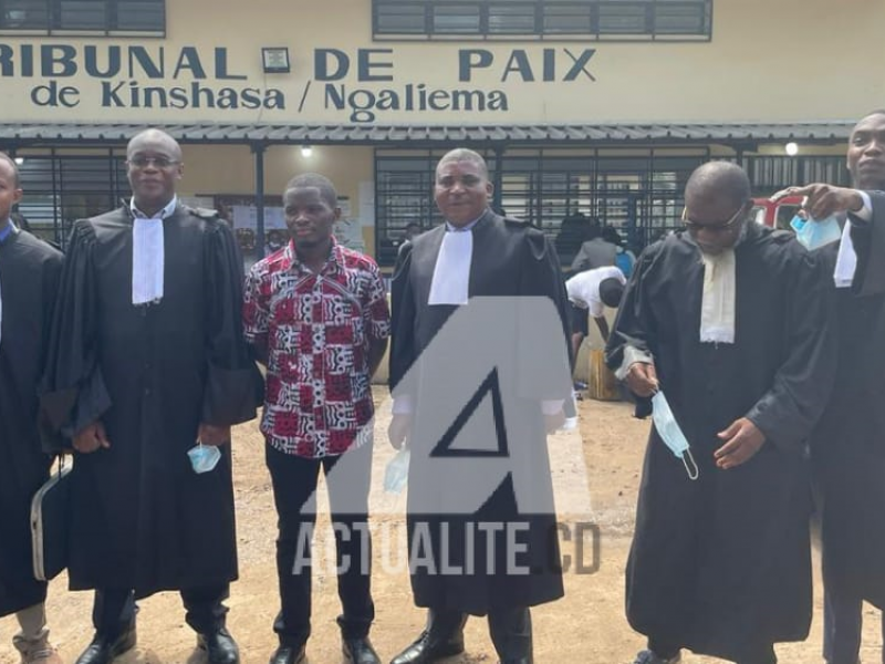 Pascal Mulegwa et ses avocats/Ph ACTUALITE.CD