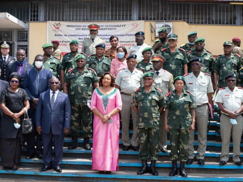 RDC : devant les FARDC, Denise Nyakeru plaide pour une lutte efficace contre les VBG 