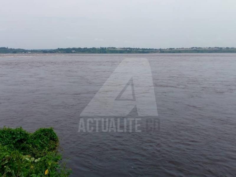 Les eaux du fleuve Congo à Kinshasa/Ngaliema. Ph. ACTUALITE.CD
