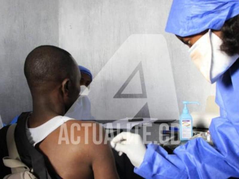 Vaccination contre Ebola. Photo d'illustration.