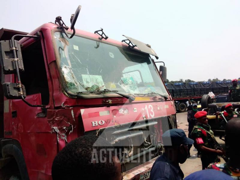 Accident d'un camion à Mont Ngafula/Ph ACTUALITE.CD 