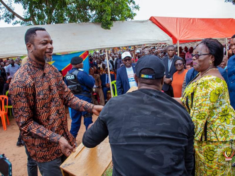 Tony Mwaba à Kabeya Kamwanga