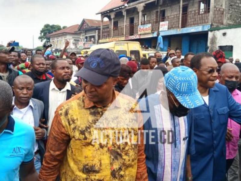 Emmanuel Shadary, Bruno Tshibala et autres cadres du FCC lors de la marche du bloc patriotique