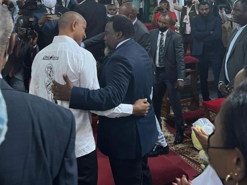 RDC: Poignée De Main Entre Joseph Kabila Et Moise Katumbi à Lubumbashi ...