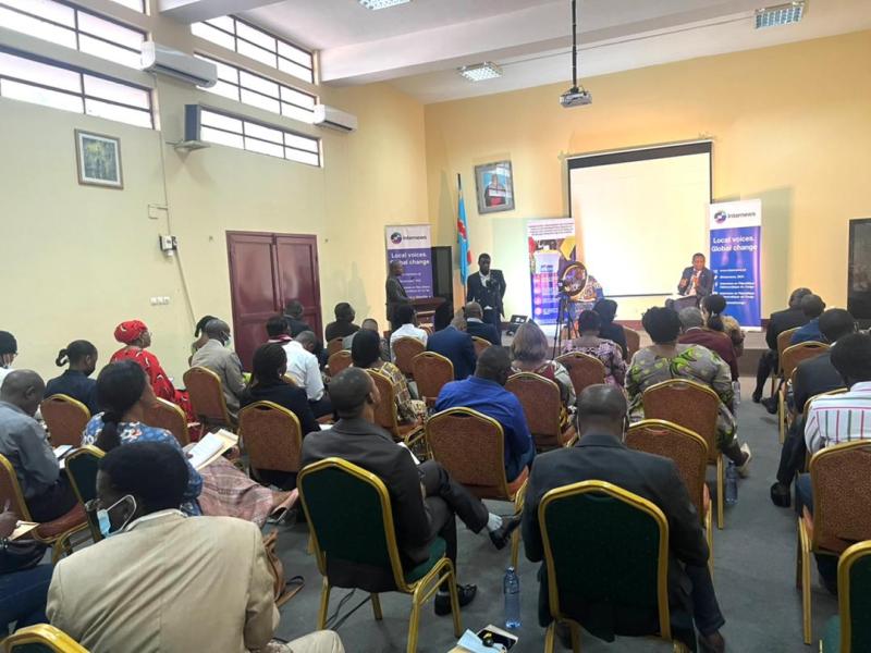 Table ronde organisée par Kinshasa News Lab avec l’appui de Internews et de NDI