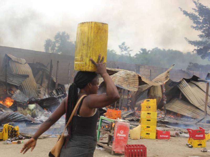 Illustration. Incendie du Beach SEP CONGO à Boma