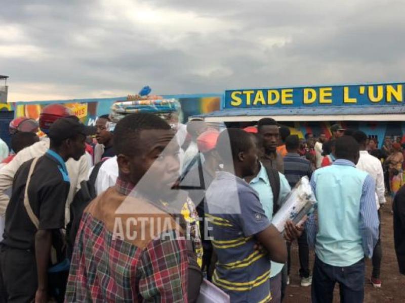 Stade de l'Unité de Goma après explosion d'une bombe 