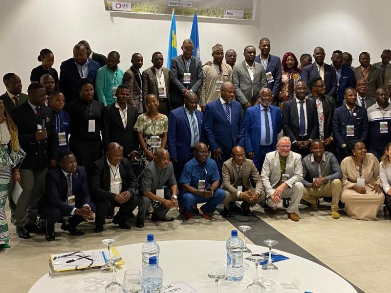 Les participants à l'atelier de restitution des trois études préalables au lancement du projet AVENIR