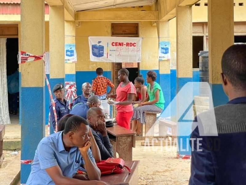 Fin de dépouillement dans le dernier bureau de vote de Kindu