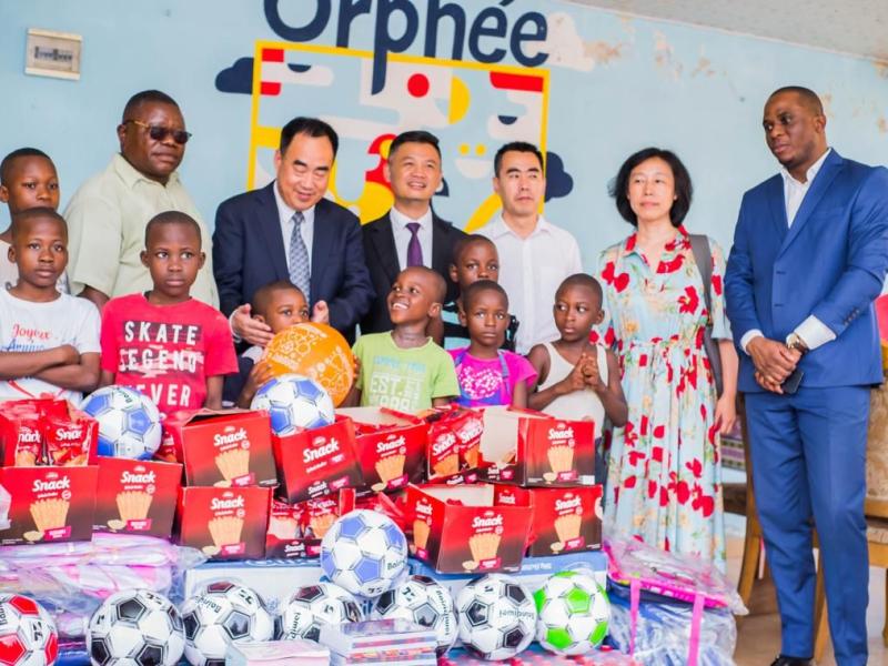 Le GEC et la Sicomines SA à l'orphelinat Sourire d'enfants à Kinshasa 