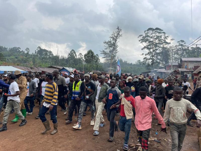 Des manifestants dans la rue à Butembo