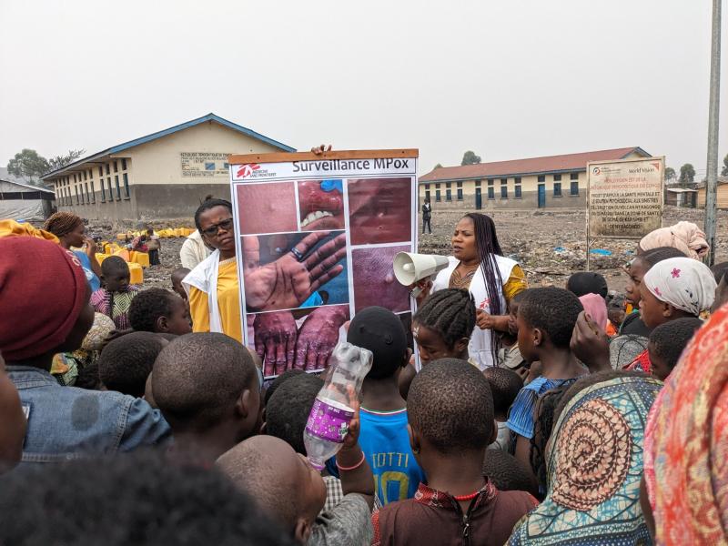 Séance de sensibilisation contre M-Pox. Ph.MSF