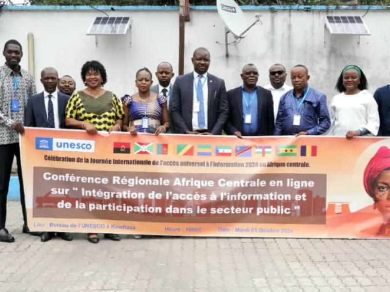 Participants au webinaire de l'UNESCO sur la JIAUI, Kinshasa 2024