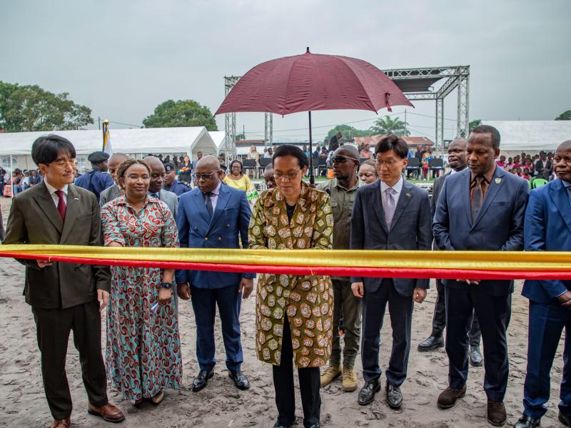 Inauguration des nouvelles infrastructures scolaires dans 11 écoles de la commune de Nsele à Kinshasa