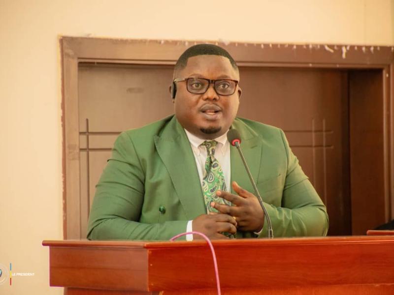 Le député provincial Makanu Isukama
