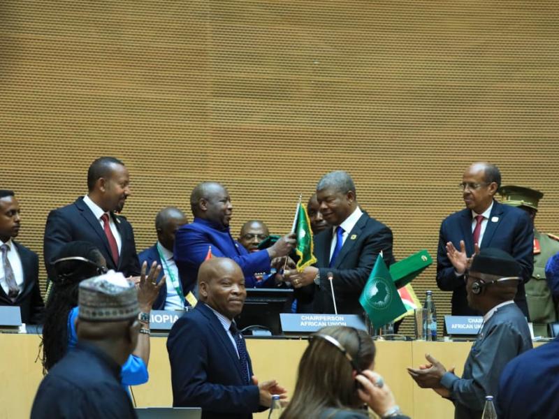 Évariste Ndayishimiye prend les commandes de la présidence tournante de l'UA en remplacement de João Lourenço