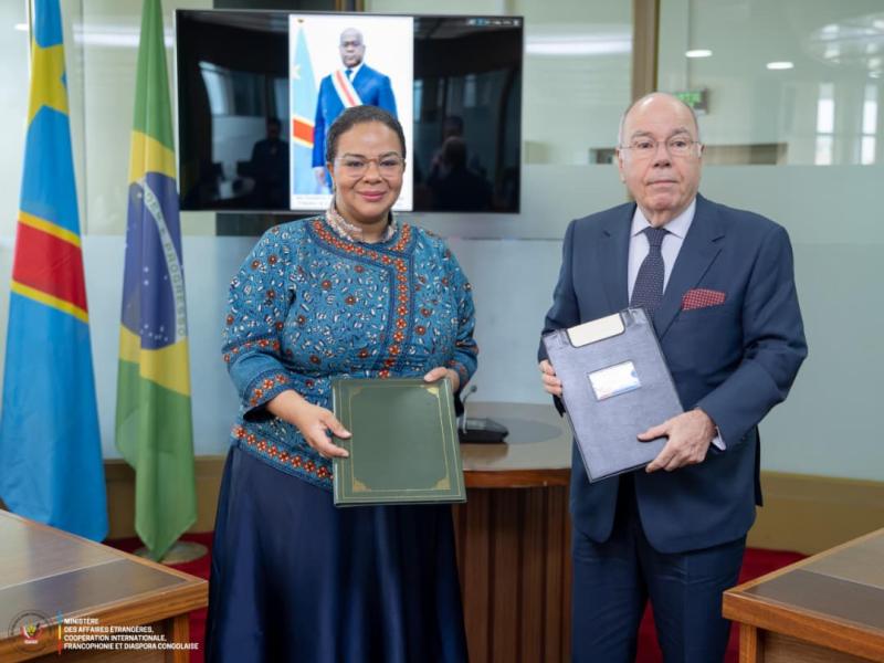 Thérèse Kayikwamba et Mauro Vieira 